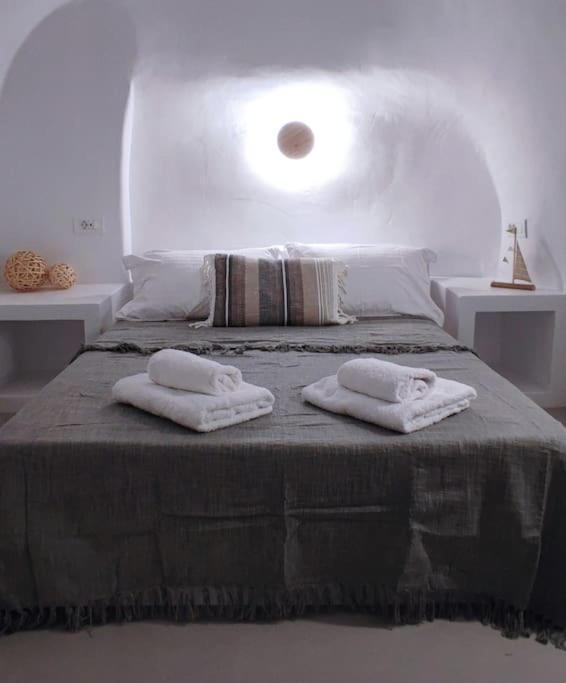 شقة Finikas Cave House Foinikiá المظهر الخارجي الصورة